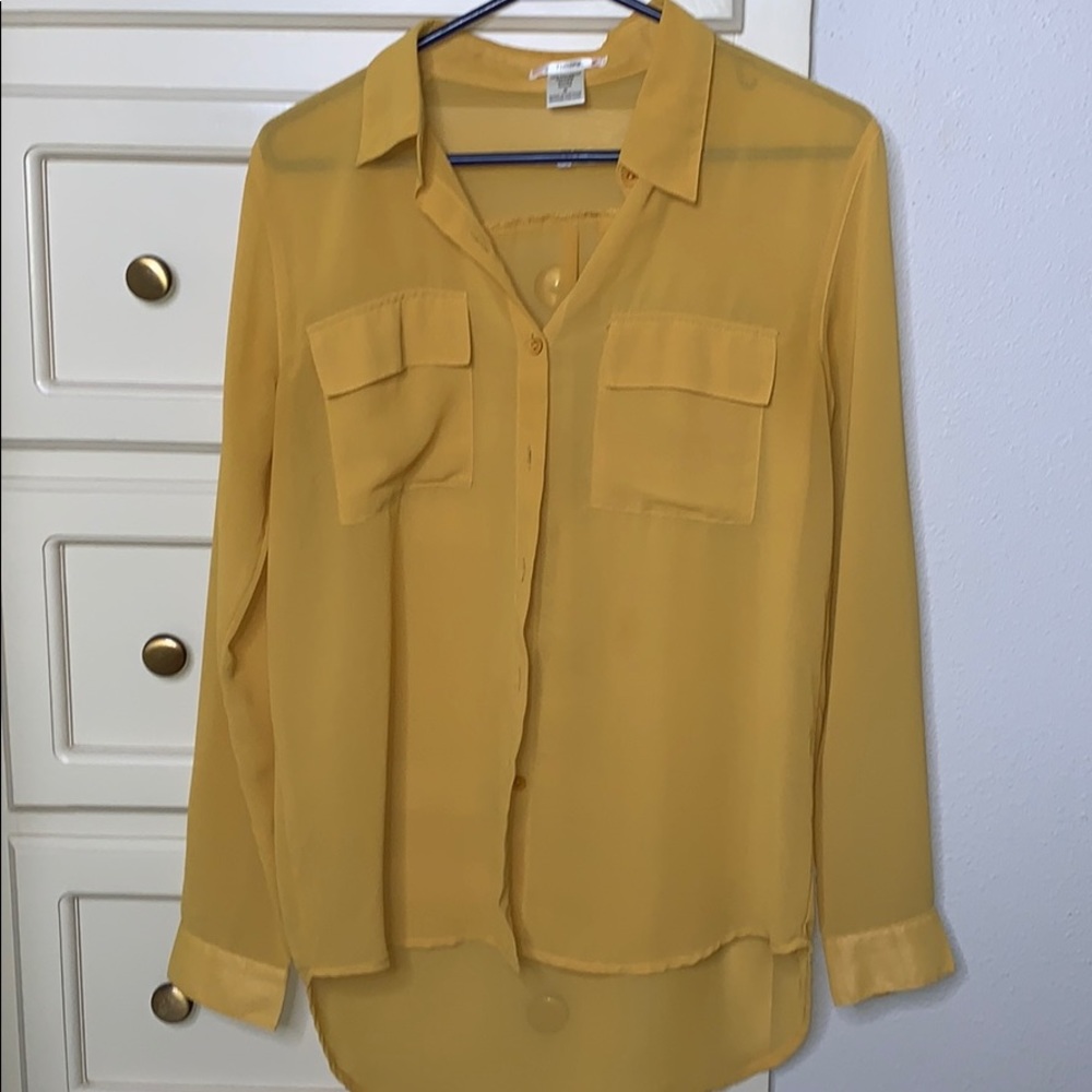 women’s button down shirt
